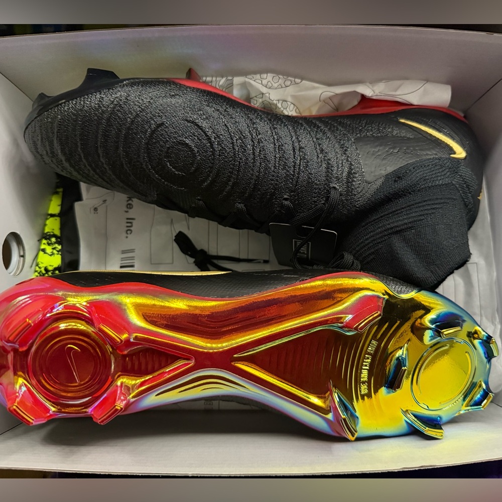 Nike Phantom Luna 2 Elite FG High-Top Custom Soccer Cleats